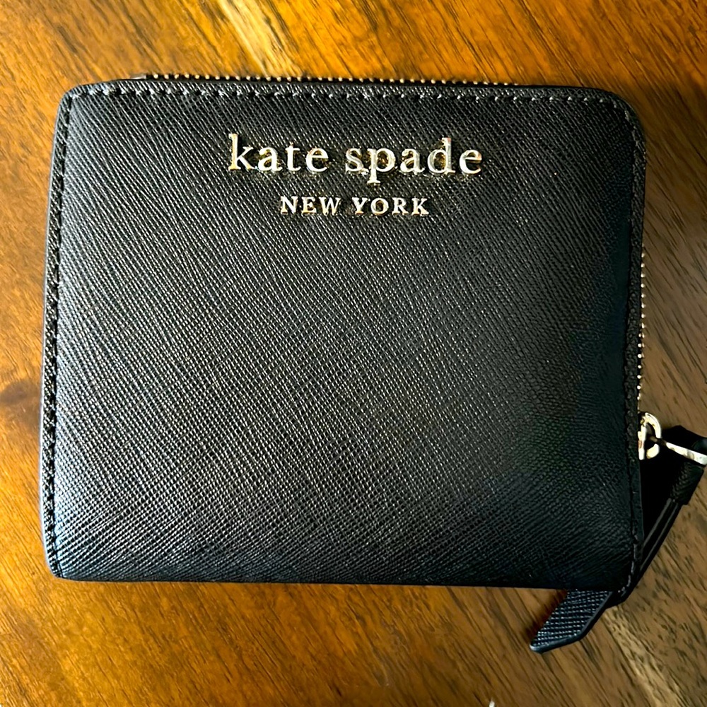 Kate Space Wallet